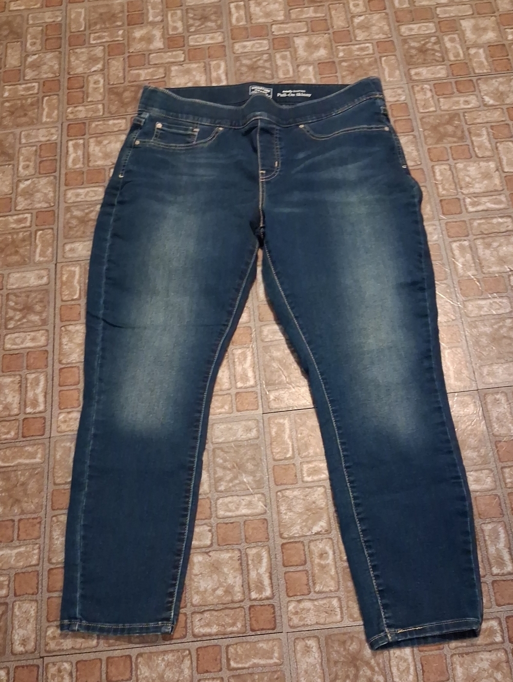 Signature by Levi Strauss Women's Faded Blue Jeggings Size 16S